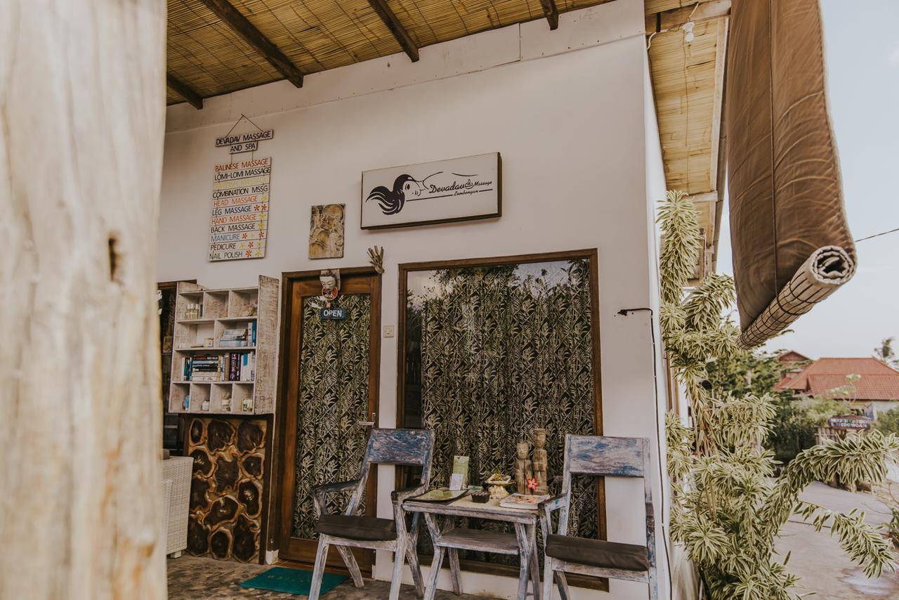 Devadav Hostel Nusa Lembongan  Exterior photo